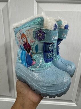 Disney Frozen Glitter Light Blue Girls Snow Boots with Faux Fur lining